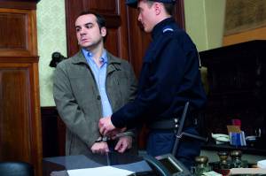 Смотреть кинофильм Без улик Sans laisser de traces / 2010 онлайн